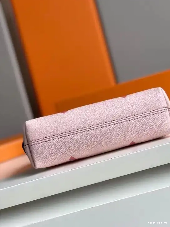 First bag ru LOUIS COSMETIC VUITTON POUCH 0701